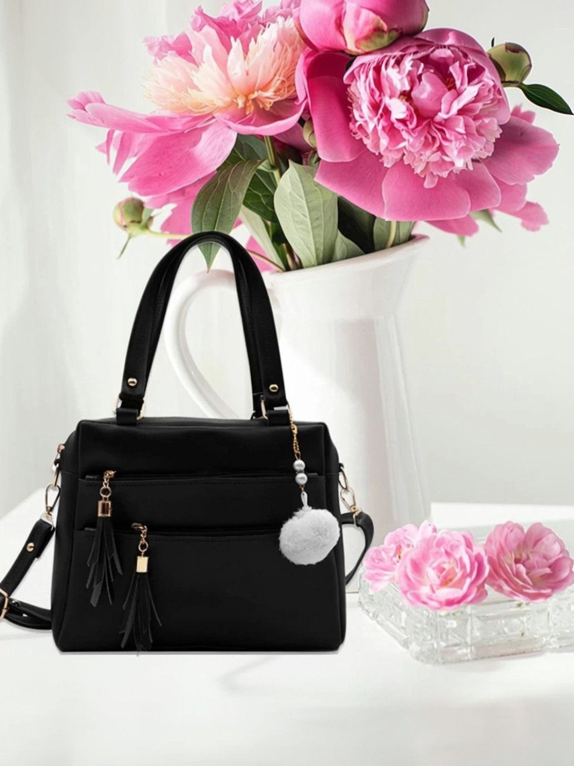 Image of Cleto Women Beige Shoulder Bag
