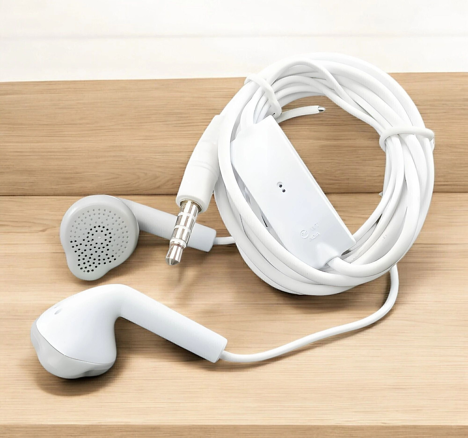 Image of Deeravia Type-C Earphone|ENC Mic| Premium Earphone| Magnetized Buds pro Phantom UBXP Wired Headset (Grey, In the Ear)