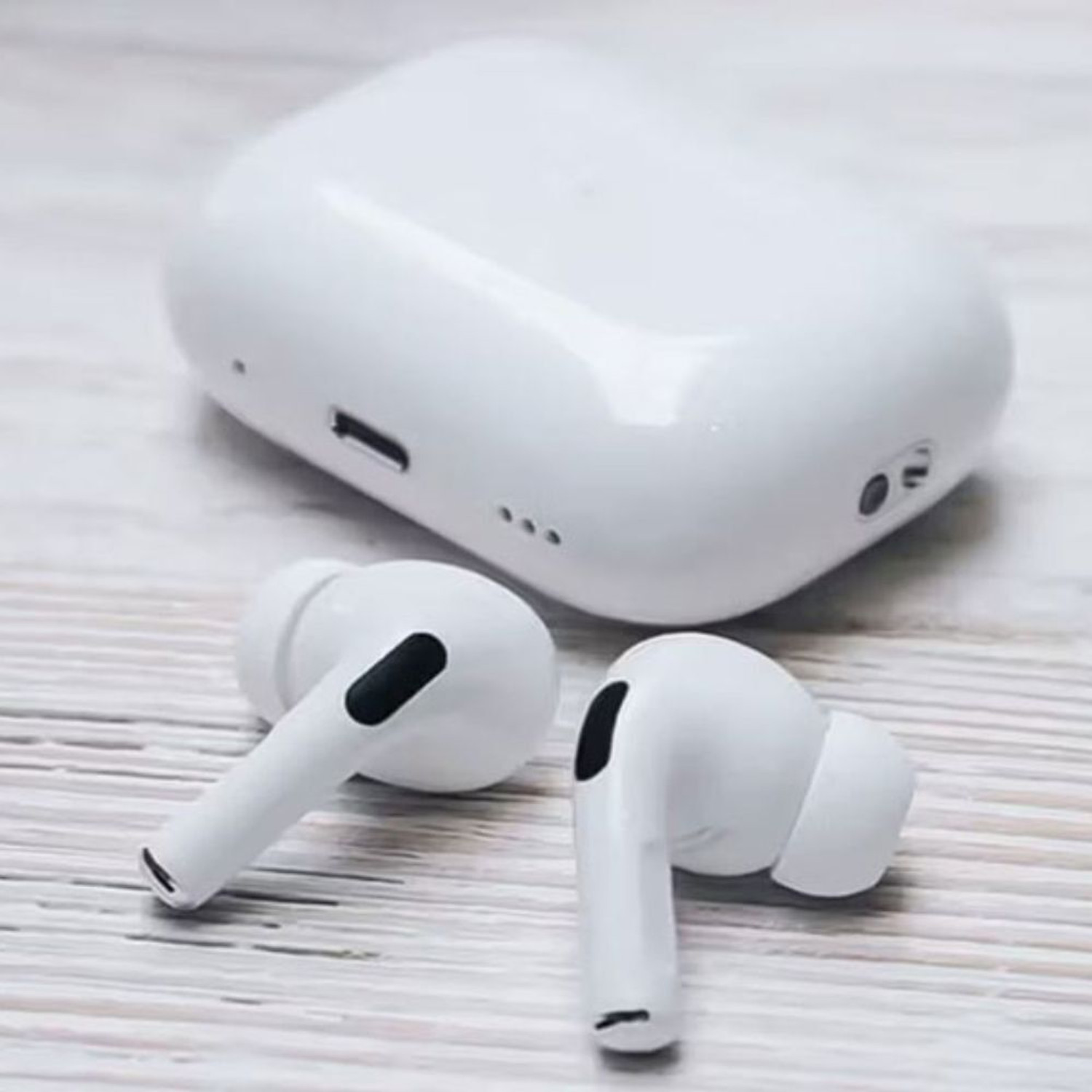 Image of Robotek Hero TWS 5-6 Hours Playtime Bluetooth Headset (Multicolor, True Wireless)