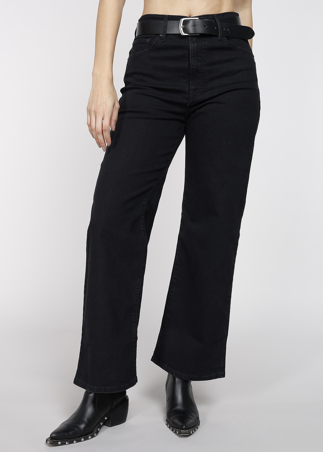 Image of LEVI'S Women Straight Fit High Rise Black Jeans
