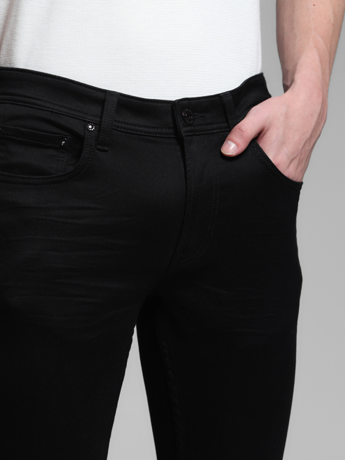Image of JACK & JONES Men Slim Mid Rise Black Jeans