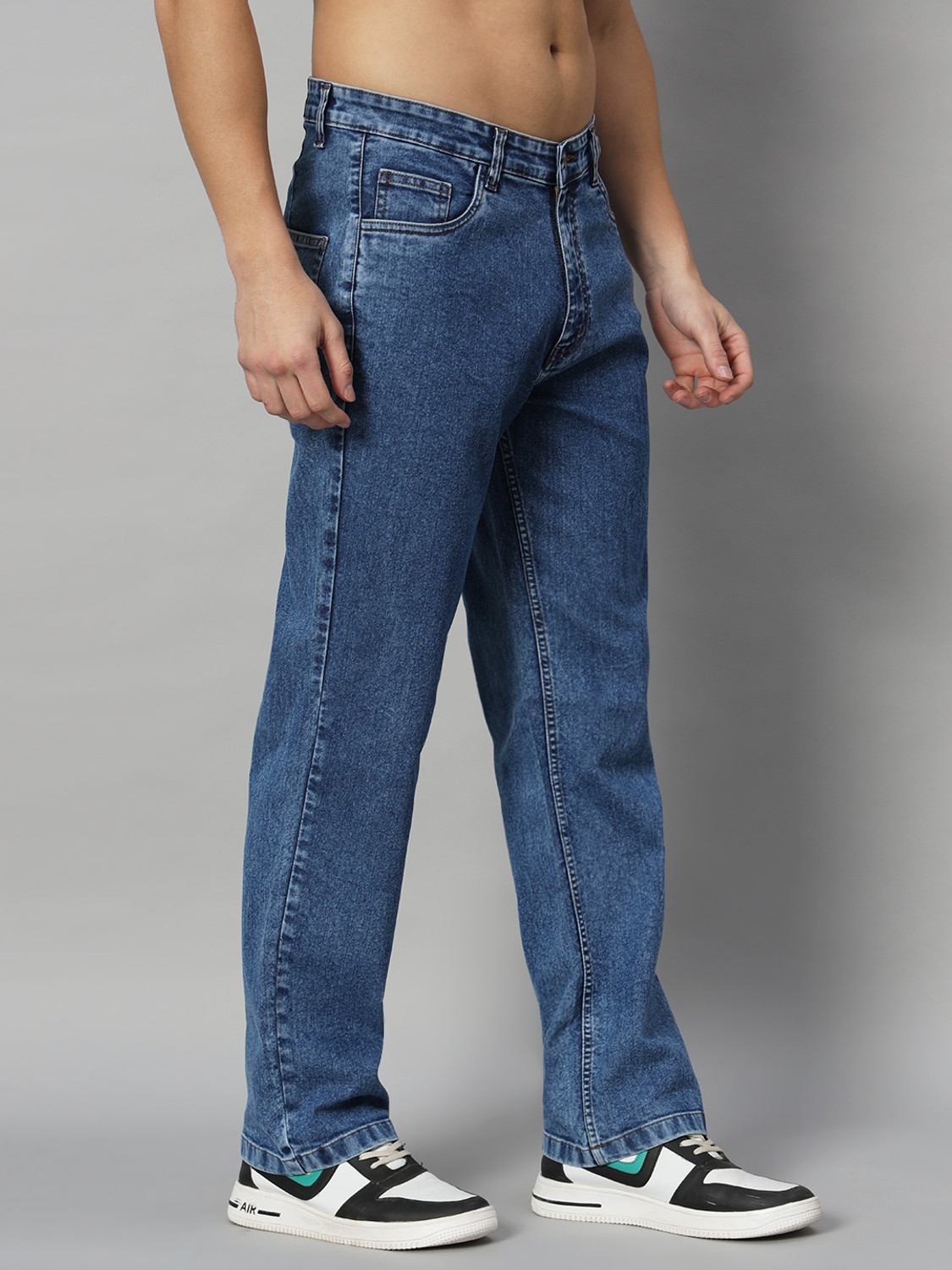 Image of GUTI Men Straight Fit Mid Rise Blue Jeans