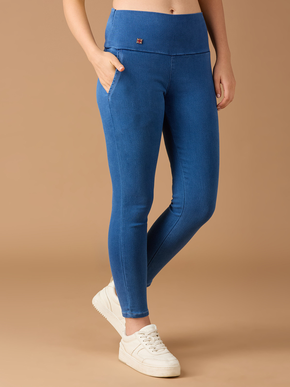 Image of Kedoths Women Jogger Fit Mid Rise Black Jeans
