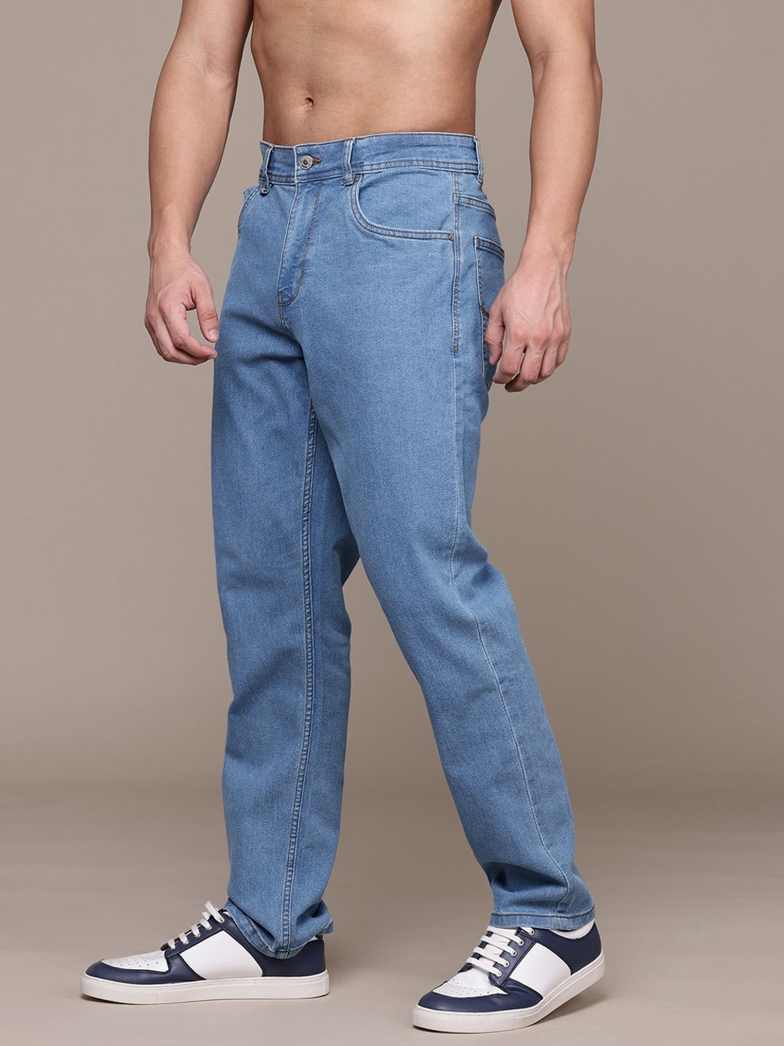 Image of Roadster Men Relaxed Fit Mid Rise Blue Jeans