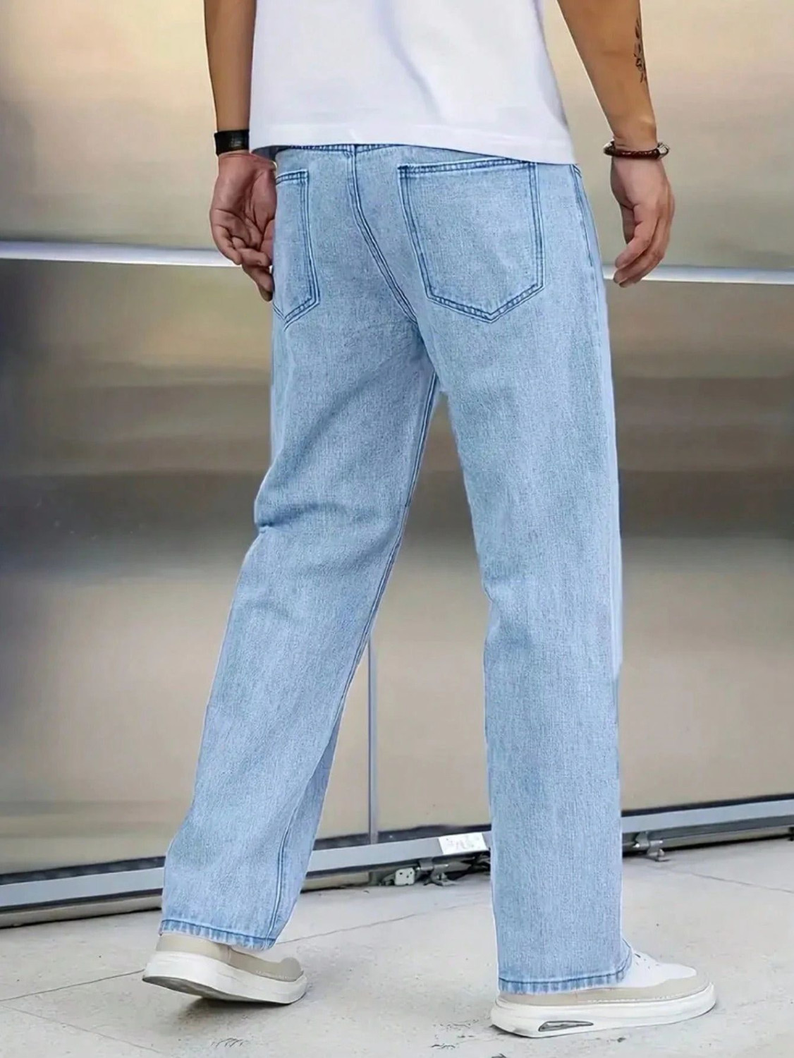 Image of comfits Men Straight Fit Mid Rise Light Blue Jeans