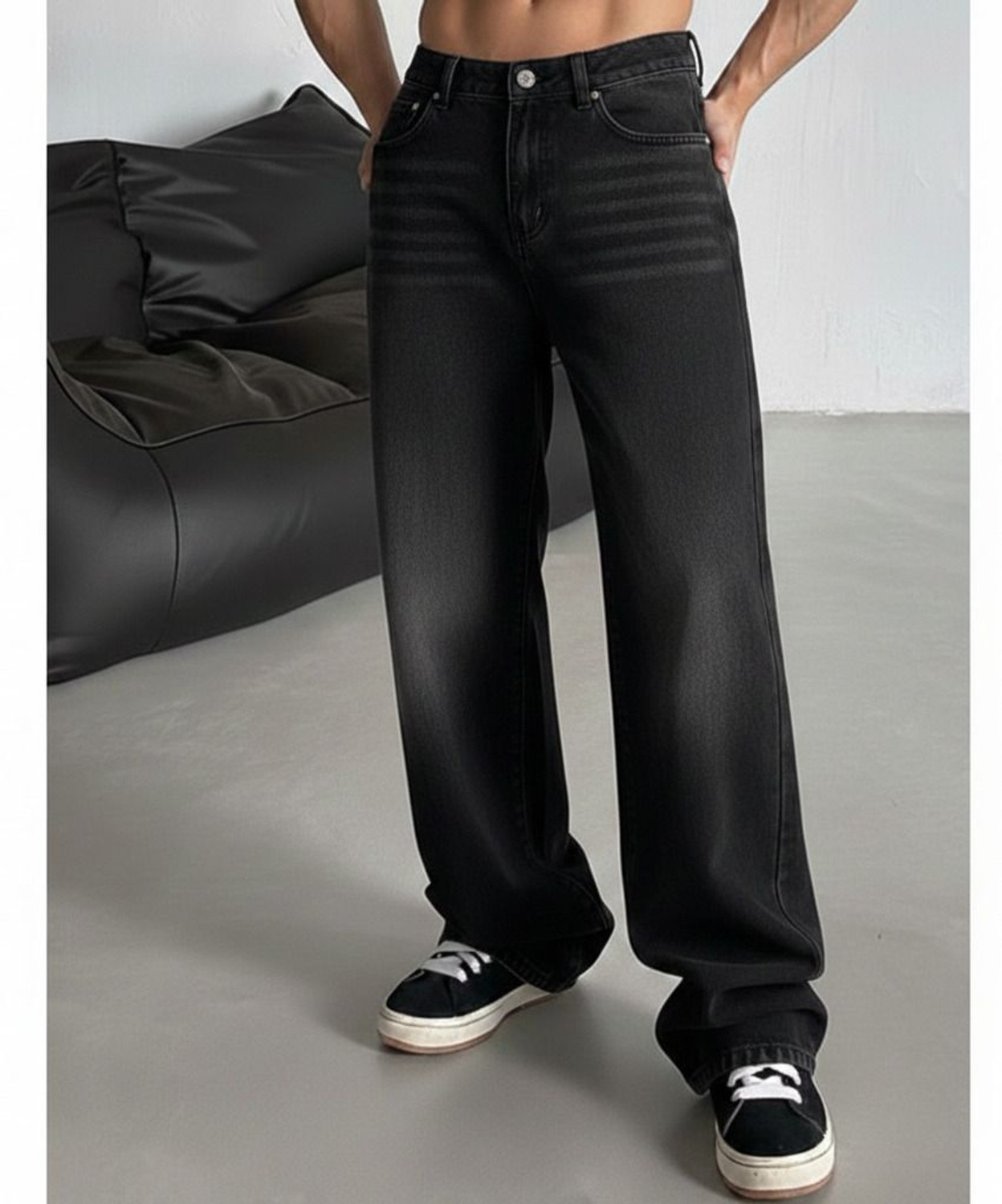 AISHENTERPRISE Straight Fit Black Jeans - Image 6