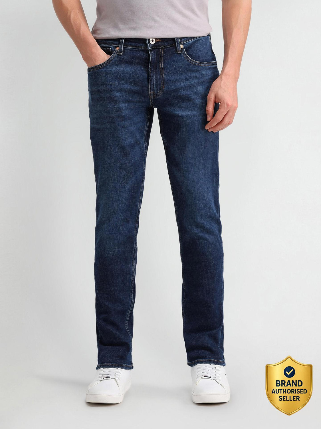 U.S. POLO ASSN. Men Slim Mid Rise Blue Jeans - Image 1