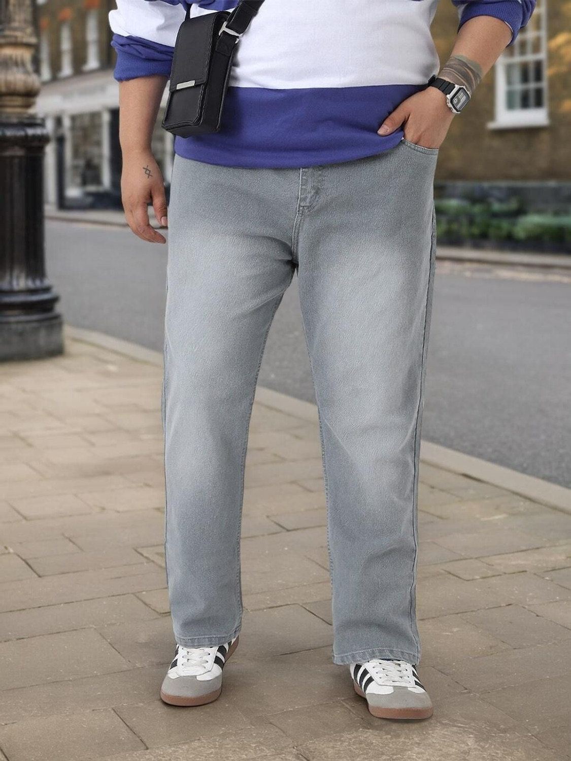 Urbano Plus Men Grey Mid Rise Straight Fit Jeans - Image 1