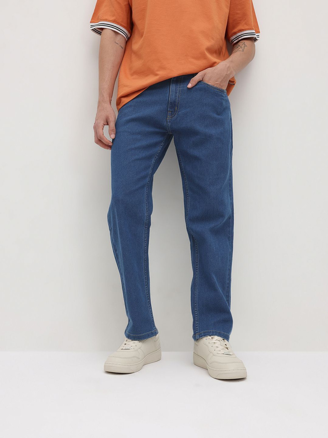 Image of Roadster Men Relaxed Fit Mid Rise Blue Jeans