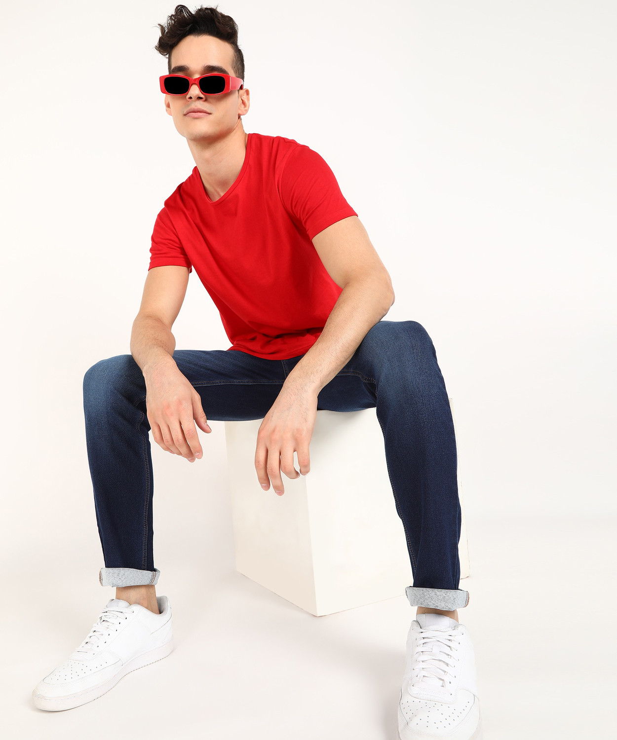 Image of NUMERO UNO Sustainable Denim Men Tapered Fit Low Rise Blue Jeans