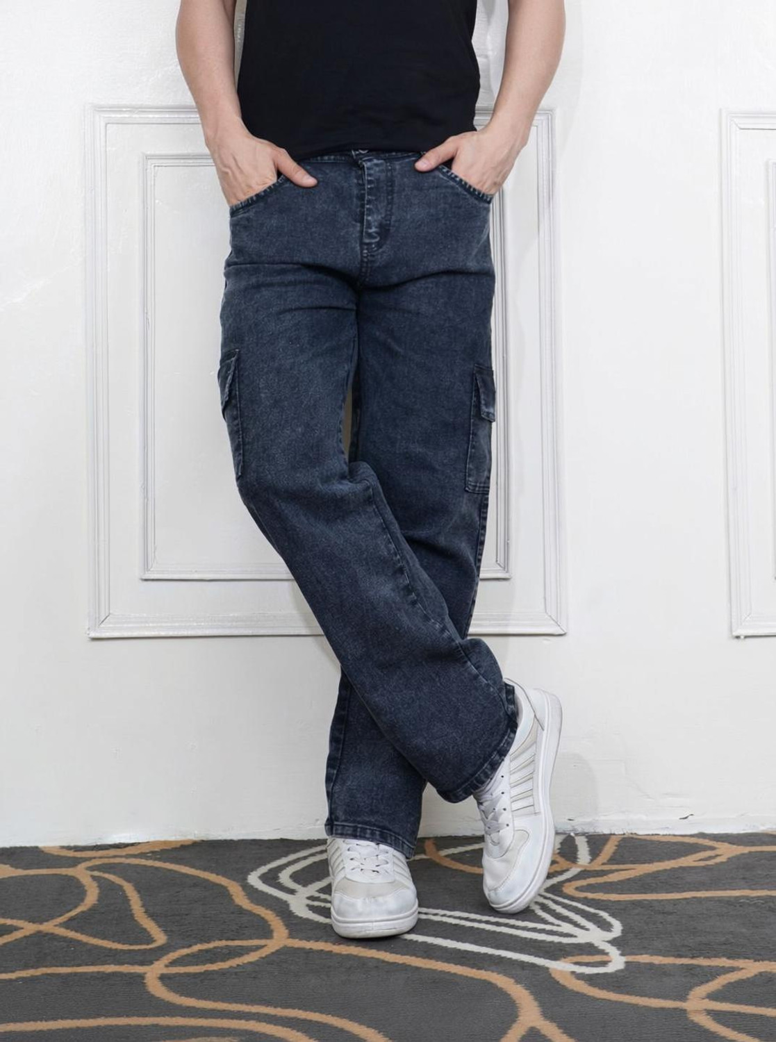 Image of White leapard Men Cargos