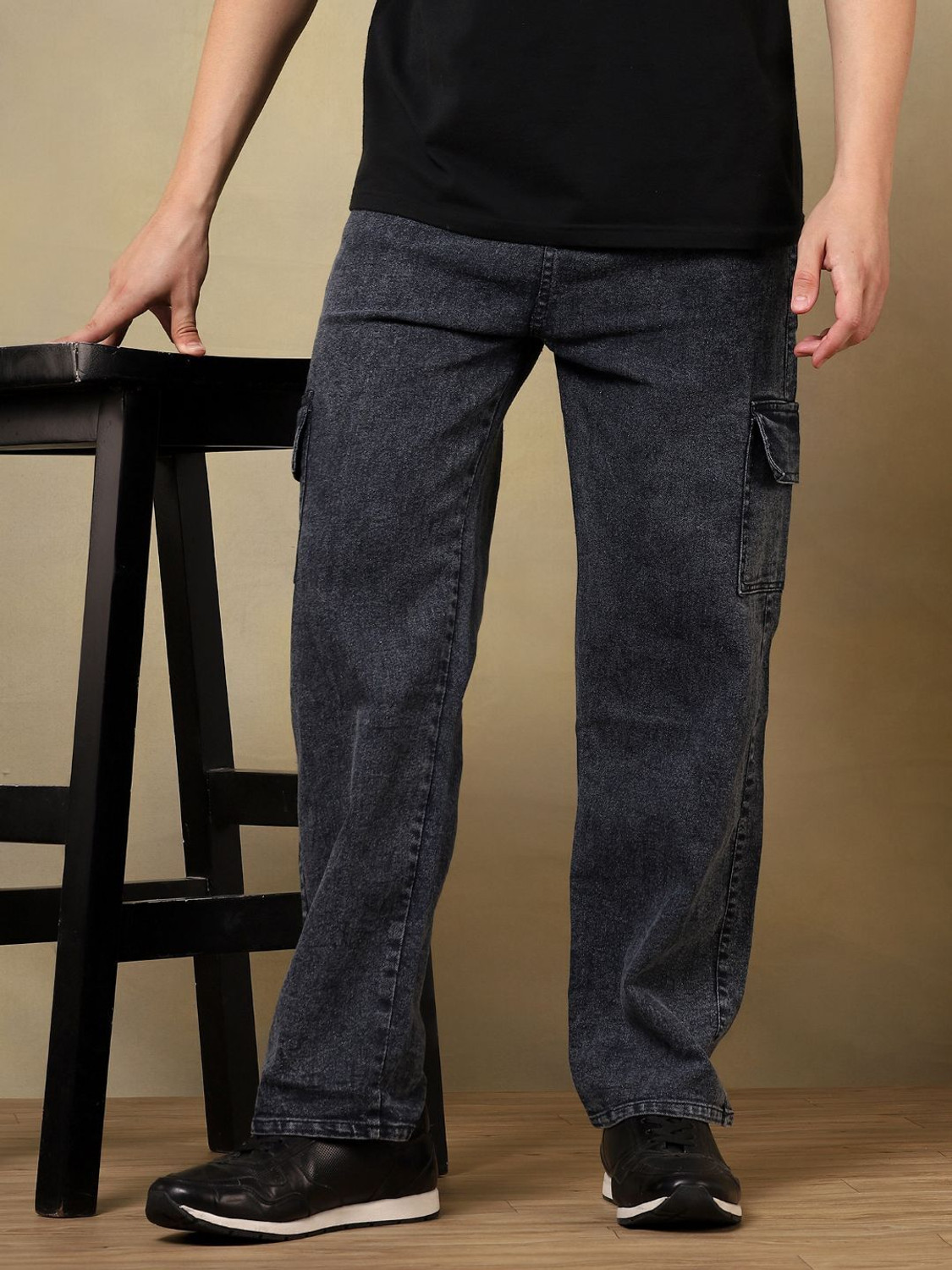 Image of METRONAUT Men Loose Fit Mid Rise Grey Jeans