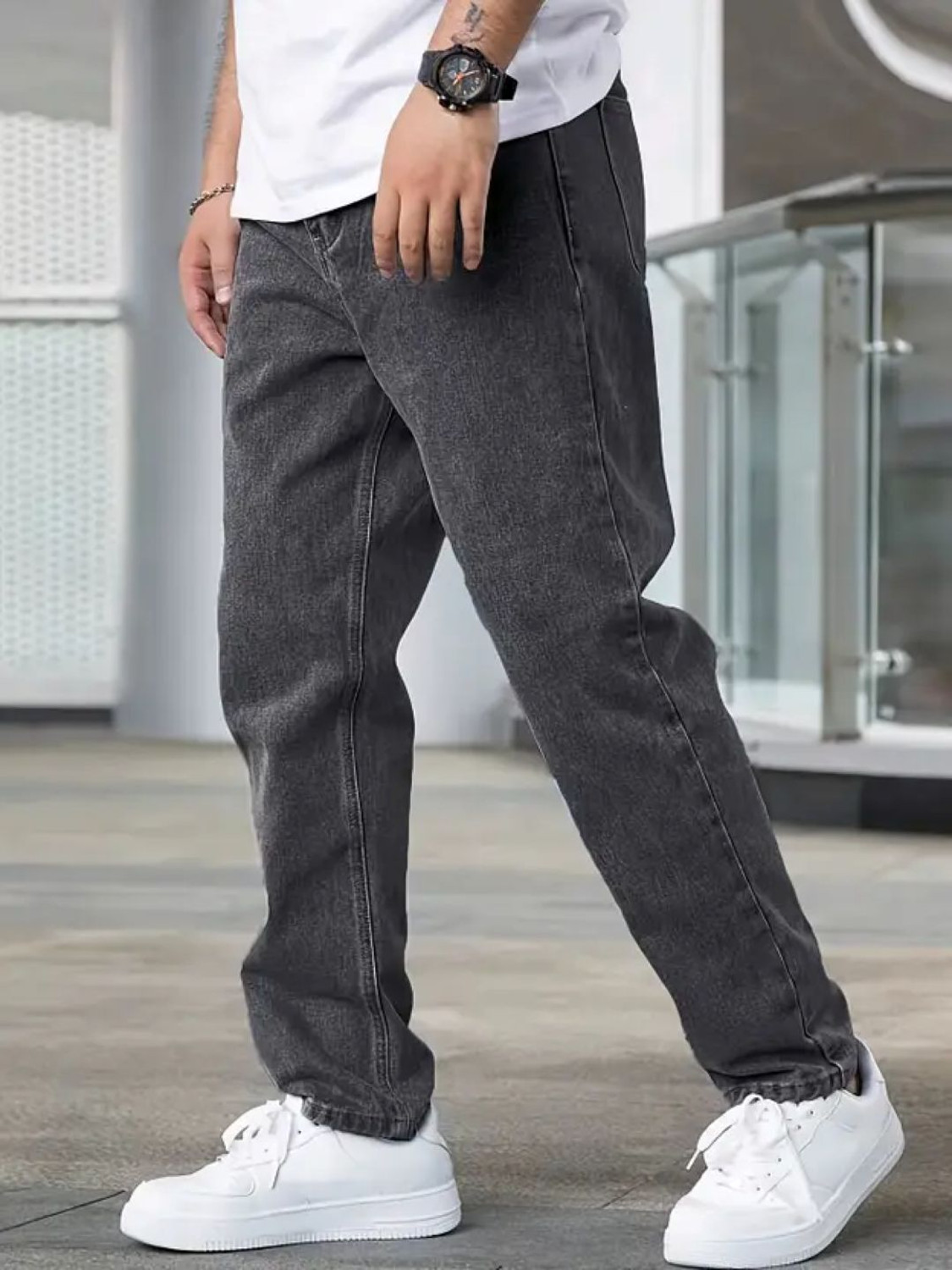Image of METRONAUT Men Loose Fit Mid Rise Grey Jeans