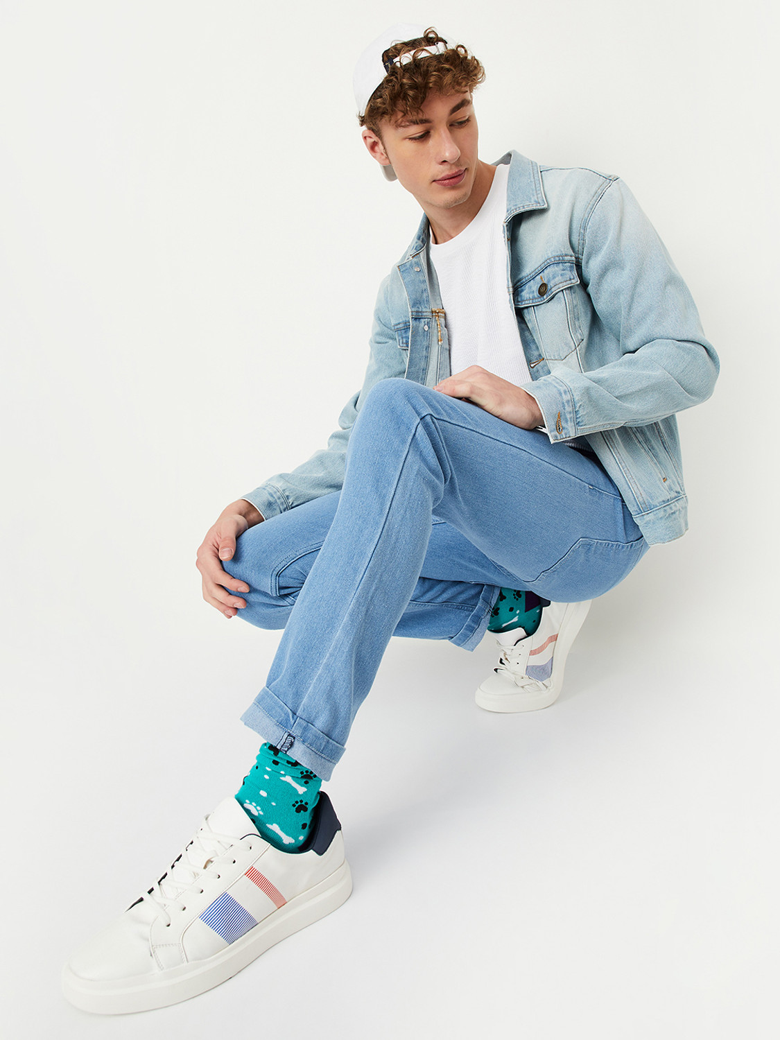 Image of Roadster Men Slim Mid Rise Blue Jeans