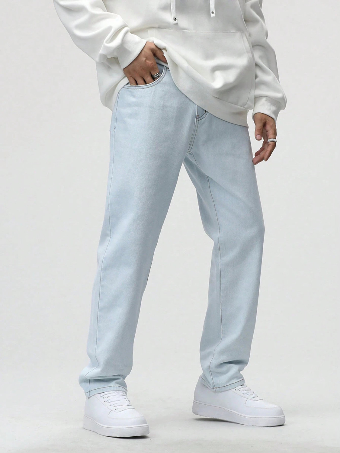 Image of comfits Men Straight Fit Mid Rise Light Blue Jeans