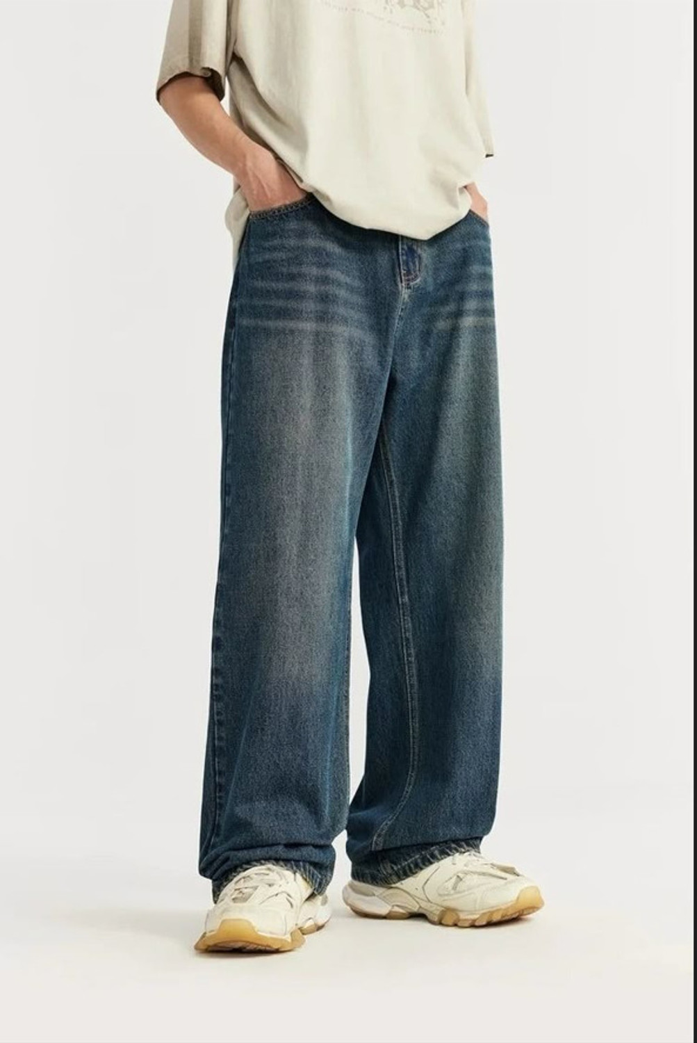 Image of trendvilla Men Regular Mid Rise Black Jeans