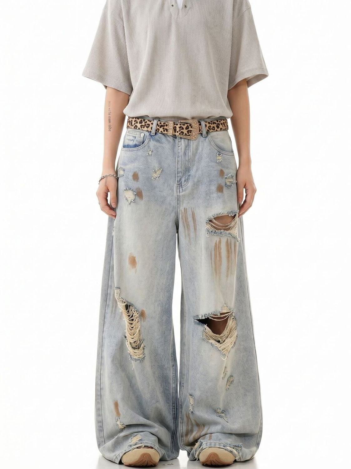 Suo Men Flared Mid Rise Blue Jeans - Image 1