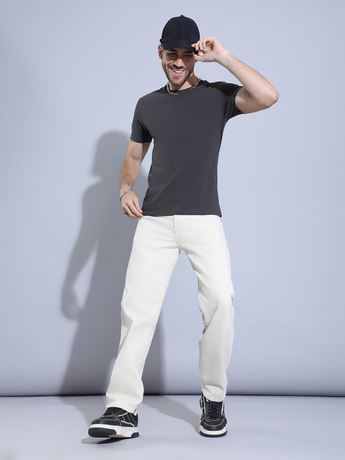 Image of Hence Men Loose Fit Mid Rise Beige Jeans