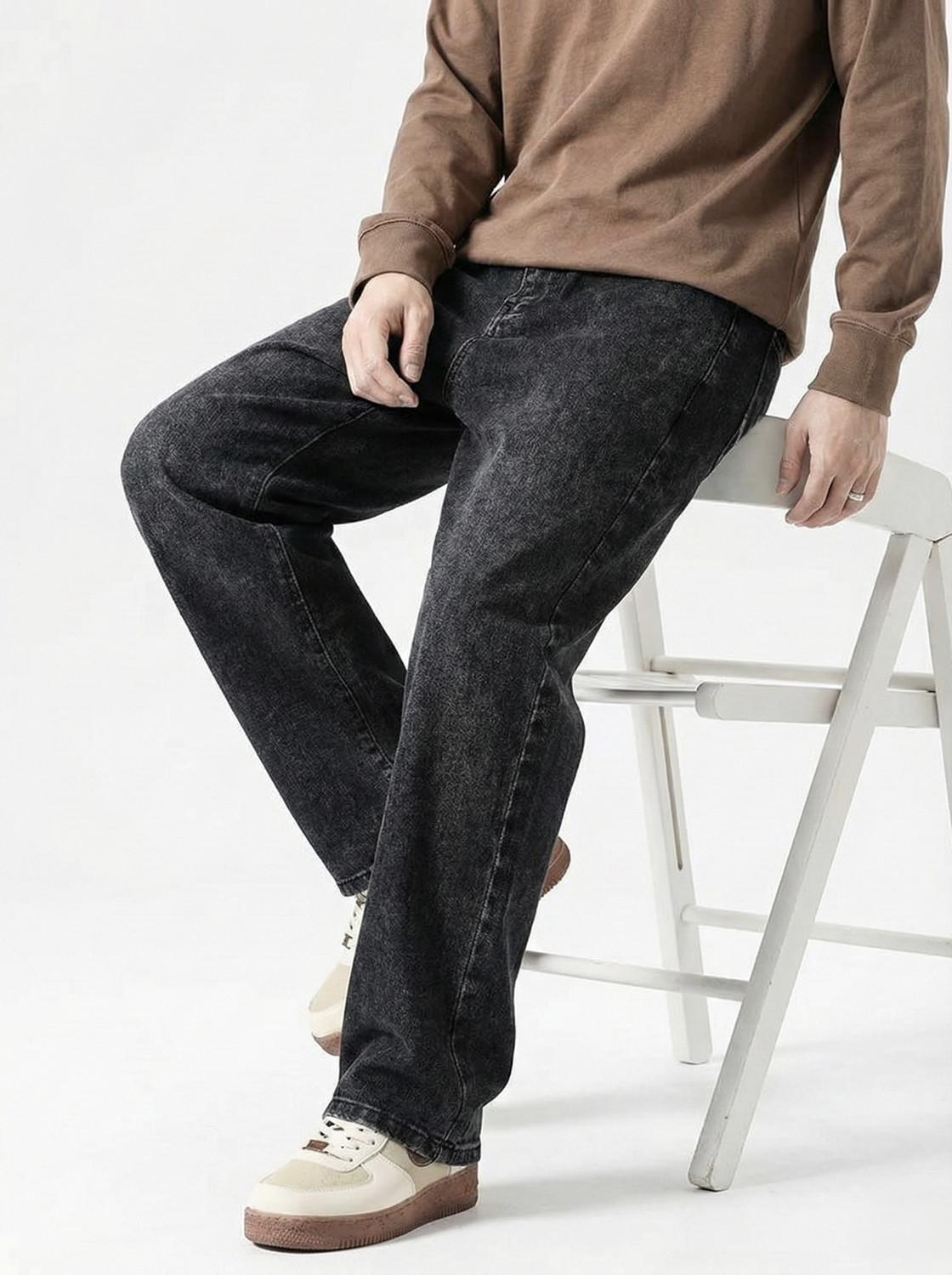 Image of METRONAUT Men Regular Mid Rise Black Jeans