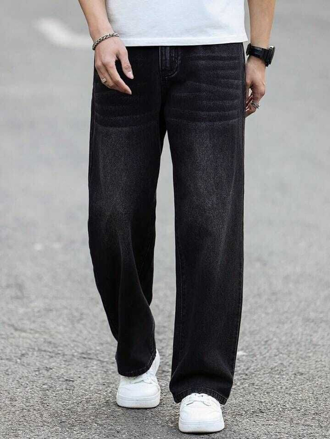 Tashanbaaz Men Black Mid Rise Straight Jeans - Image 1
