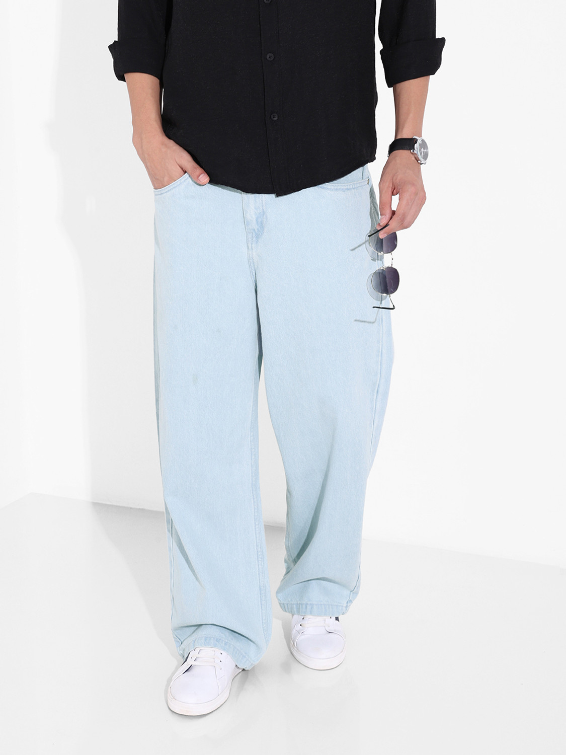 The Indian Garage Co. Relaxed Fit Men Blue Jeans - Image 1