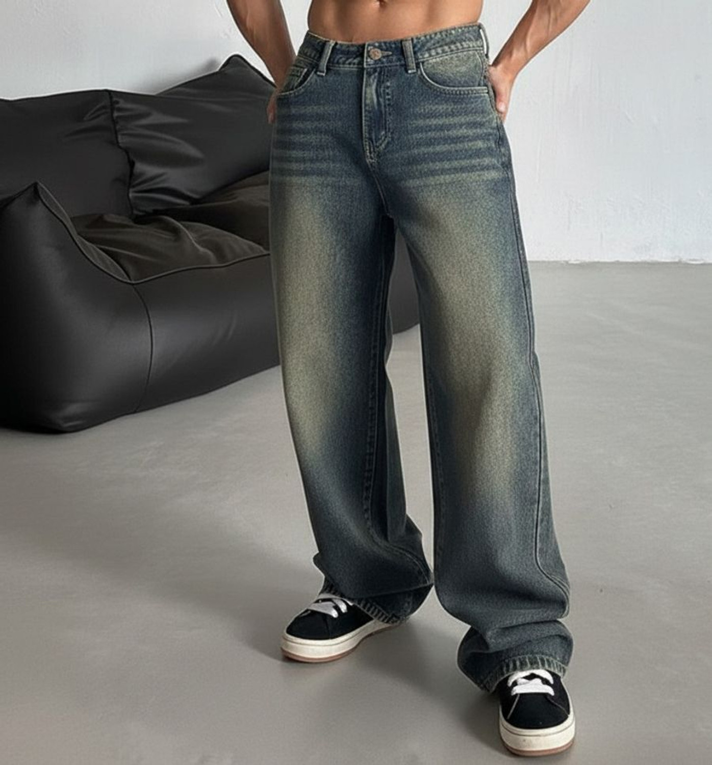 Image of trendvilla Men Regular Mid Rise Black Jeans