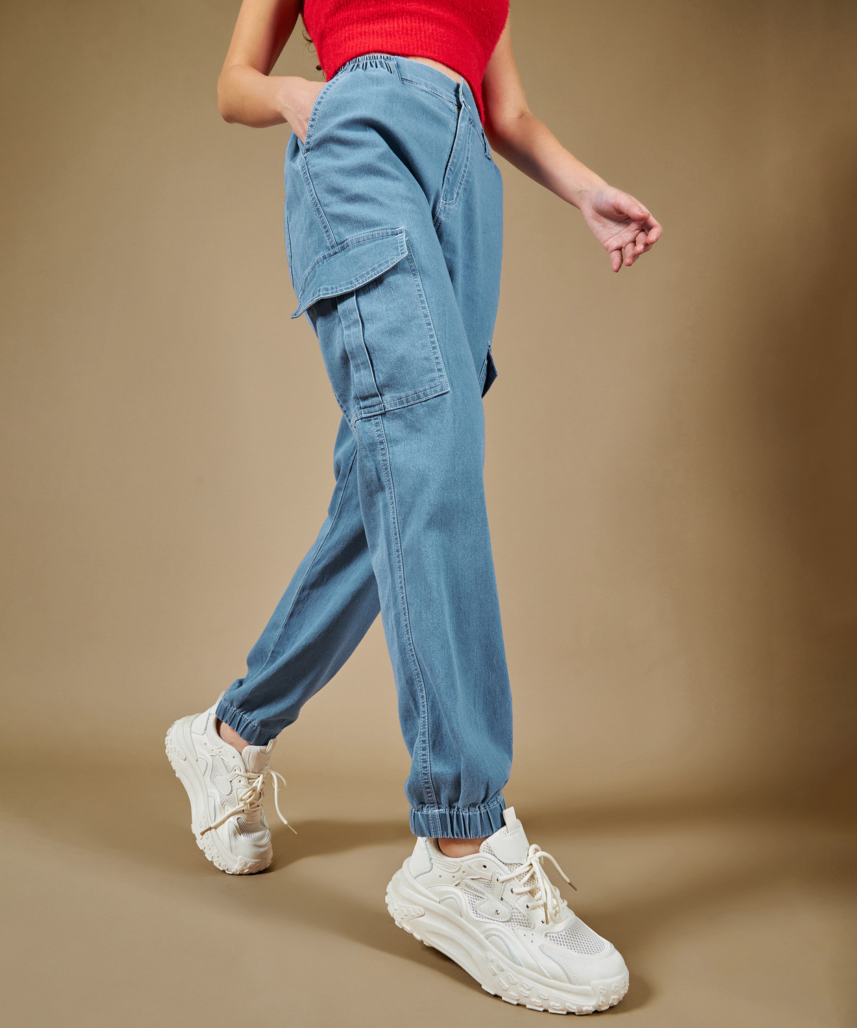 Image of Kedoths Women Jogger Fit Mid Rise Black Jeans