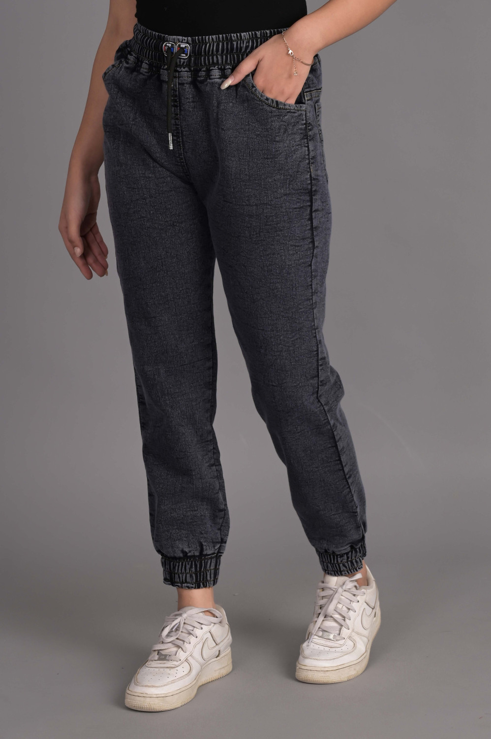Image of Kedoths Women Jogger Fit Mid Rise Black Jeans