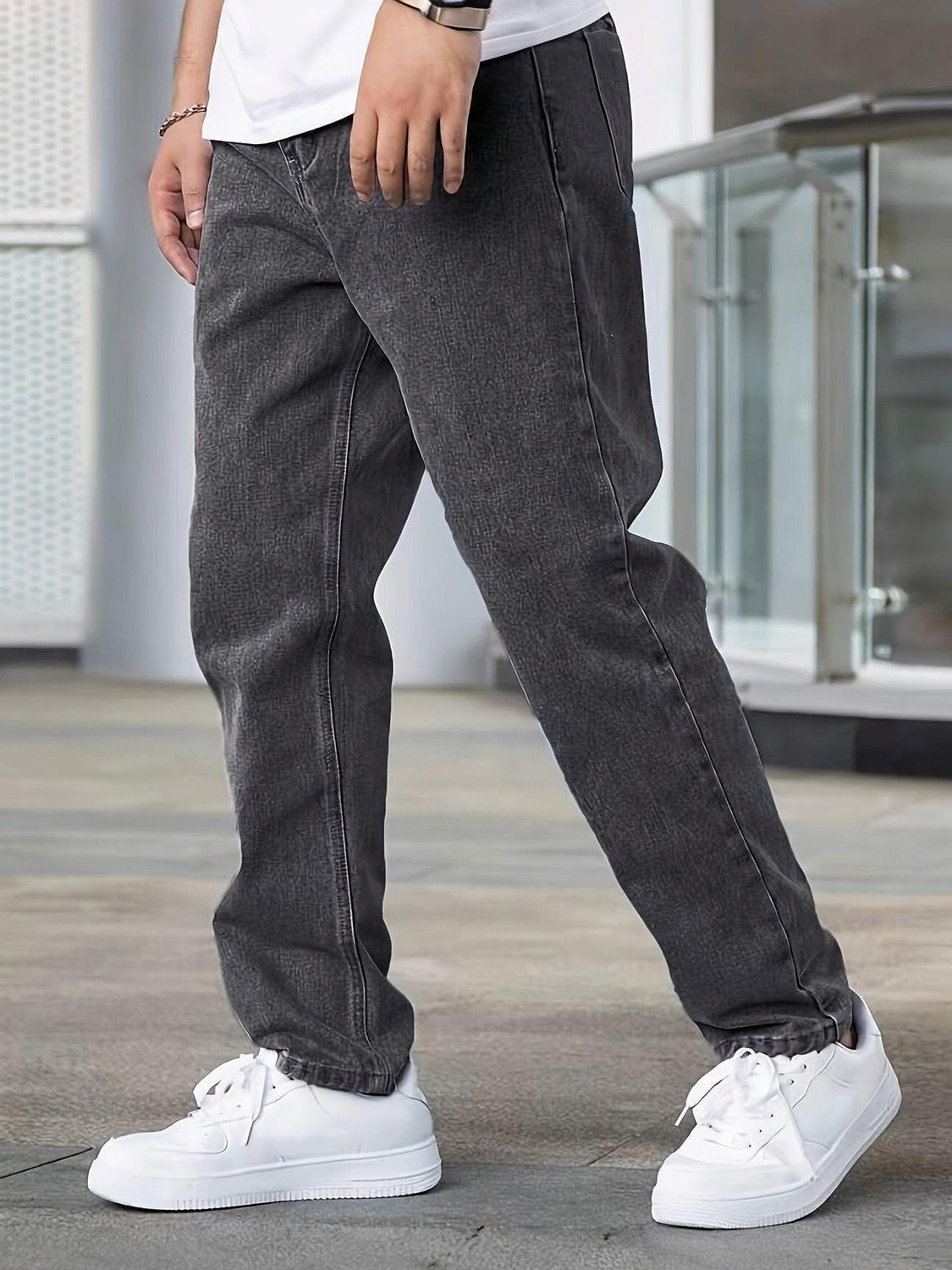 Image of METRONAUT Men Loose Fit Mid Rise Grey Jeans