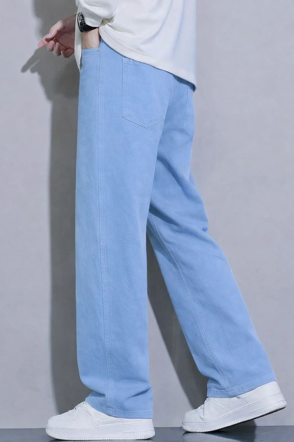 SYNZO Men Relaxed Fit High Rise Light Blue Jeans - Image 1