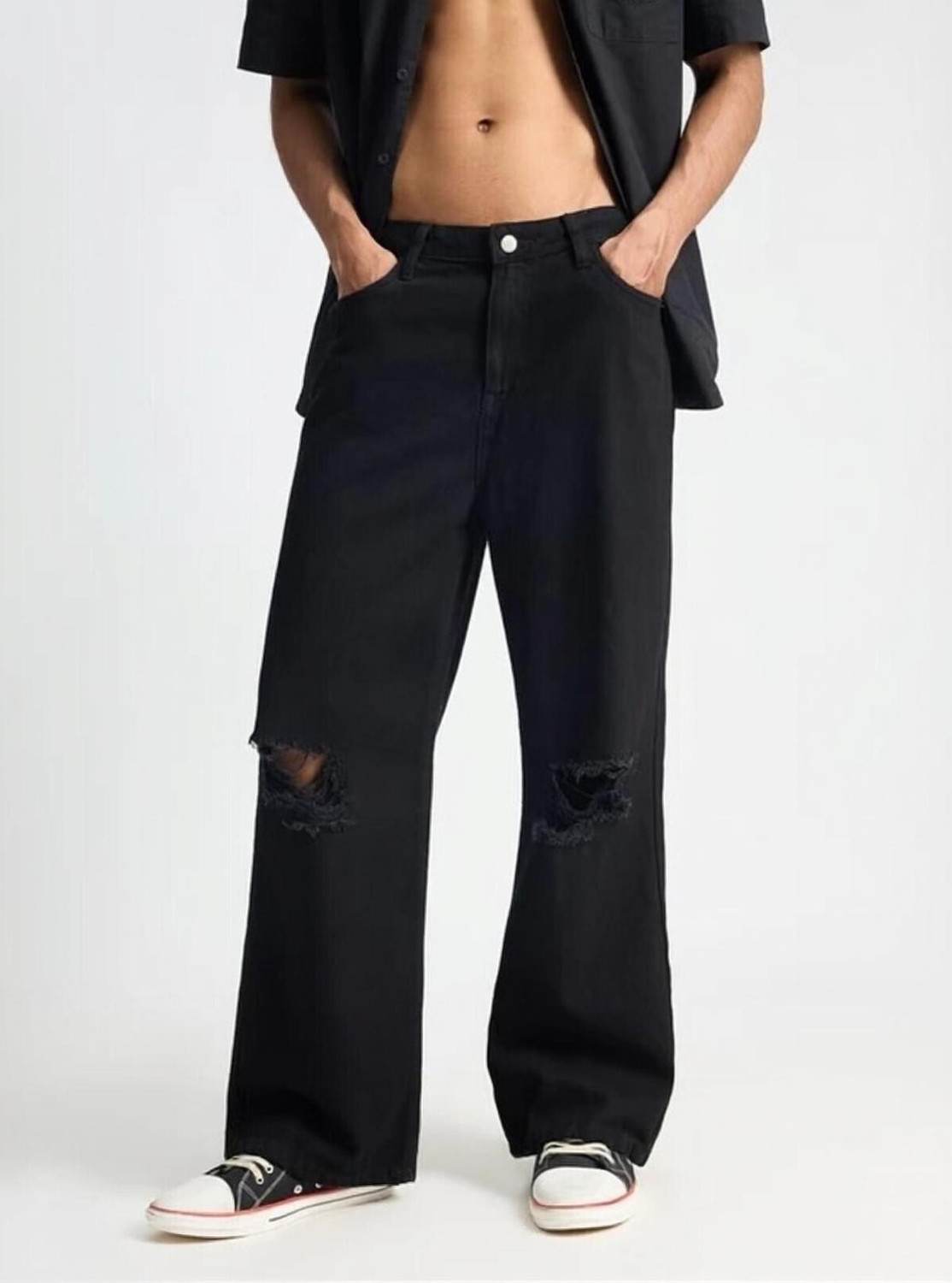 HOKER Men Loose Fit Mid Rise Black Jeans - Image 1