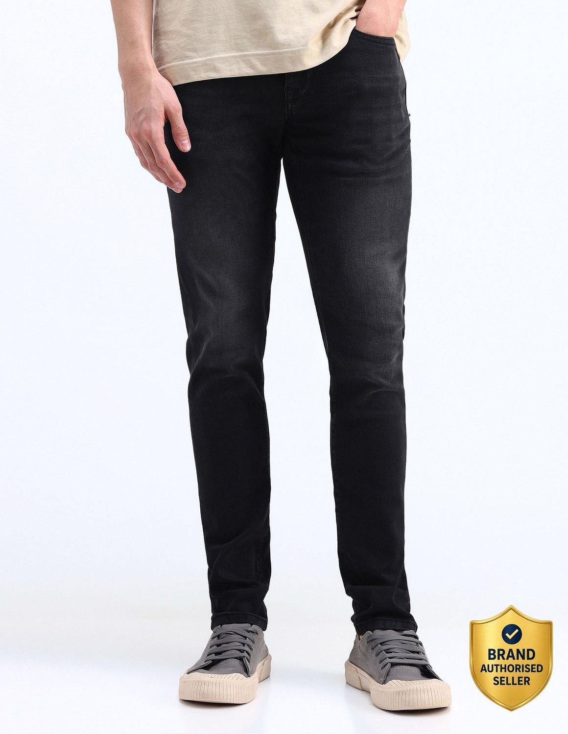 Image of FLYING MACHINE Men Tapered Fit High Rise Blue Jeans