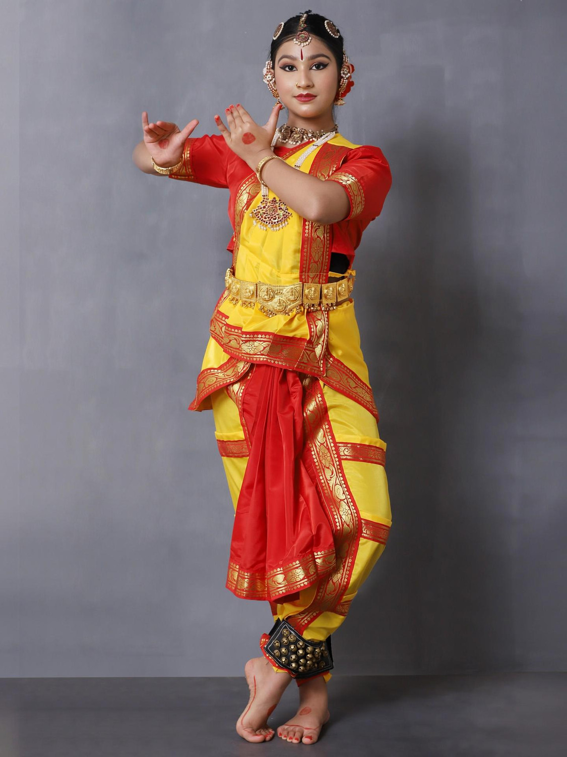 Image of KIDOSFANCYS TREND Bihu Assamese girl Saree State theme Fancy dress Kids Costume Wear