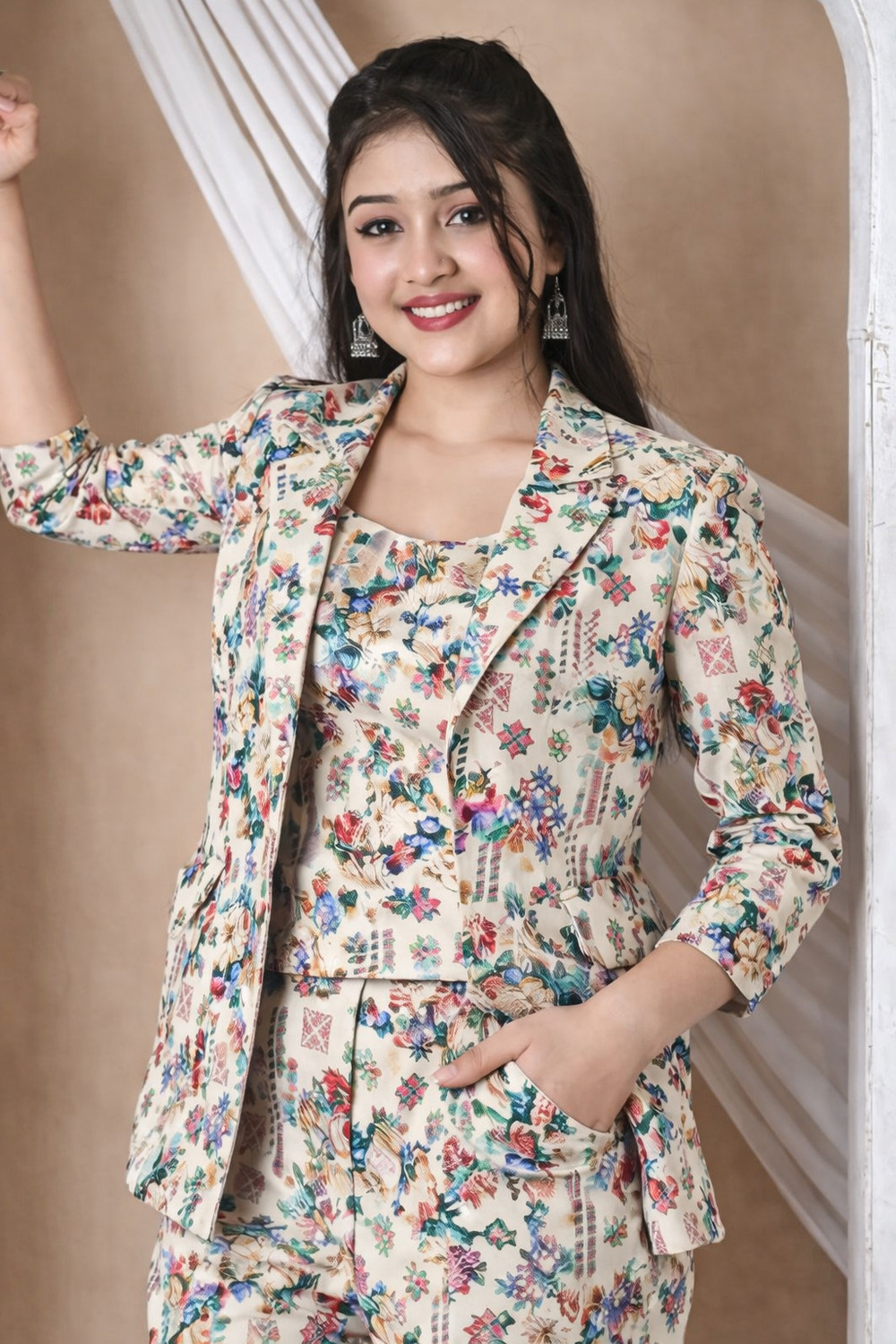 Image of Gunatit Girls Festive & Party Ethnic Jacket, Blouse and Palazzo Set (Multicolor Pack of 1)