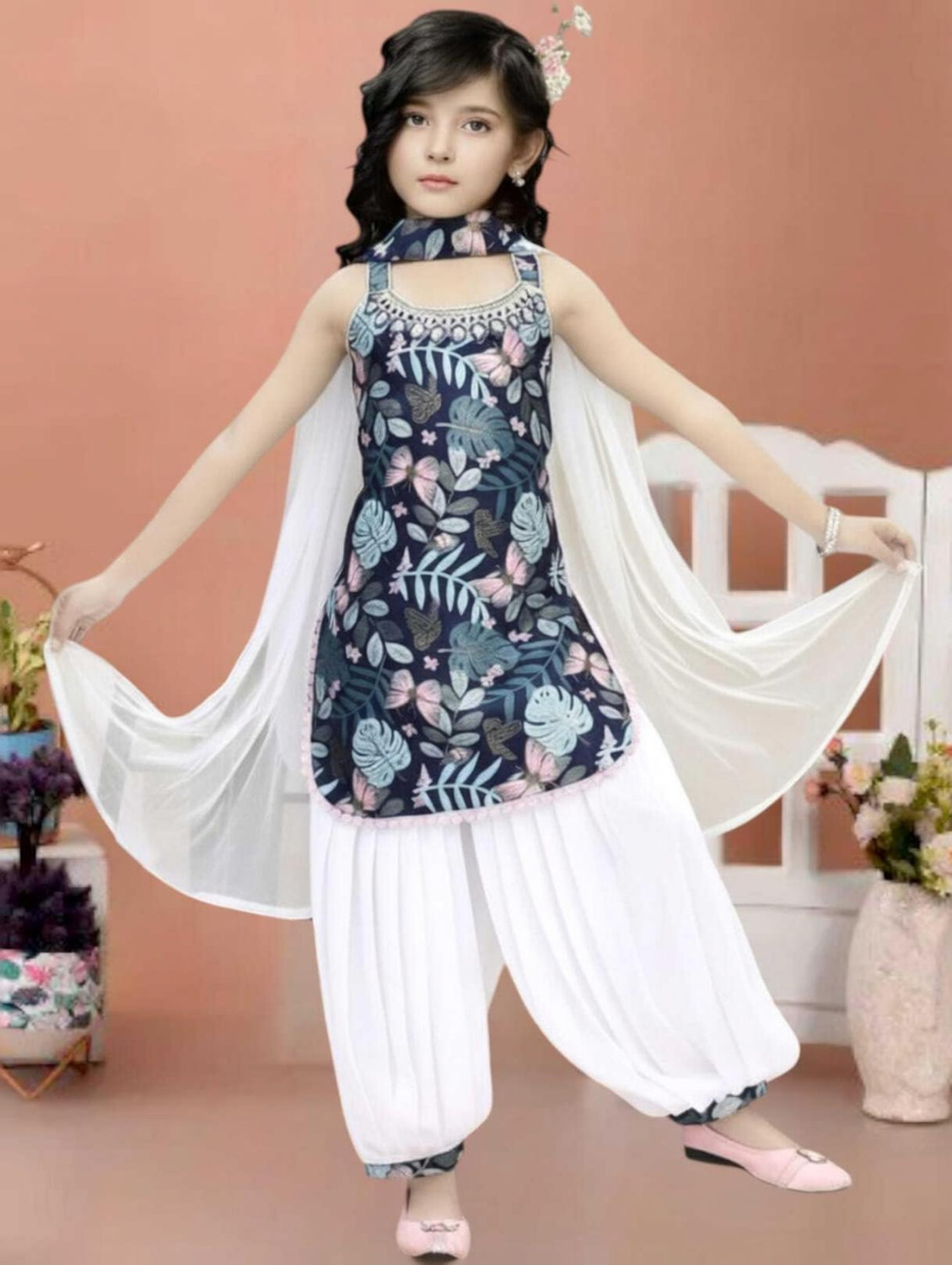 Image of Curly Tales Girls Festive & Party Ethnic Jacket, Blouse and Palazzo Set (Multicolor Pack of 1)