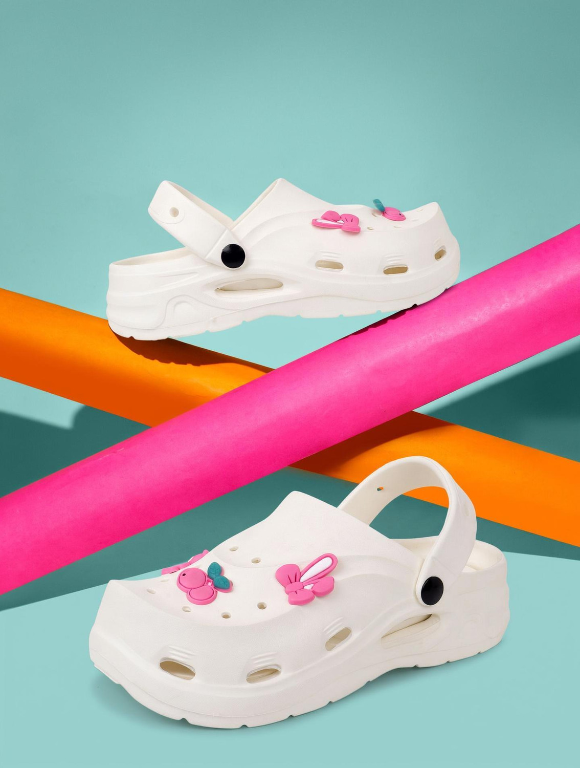 Image of Birde Buckle Clogs For Girls (Light Green , 9-10 Years)