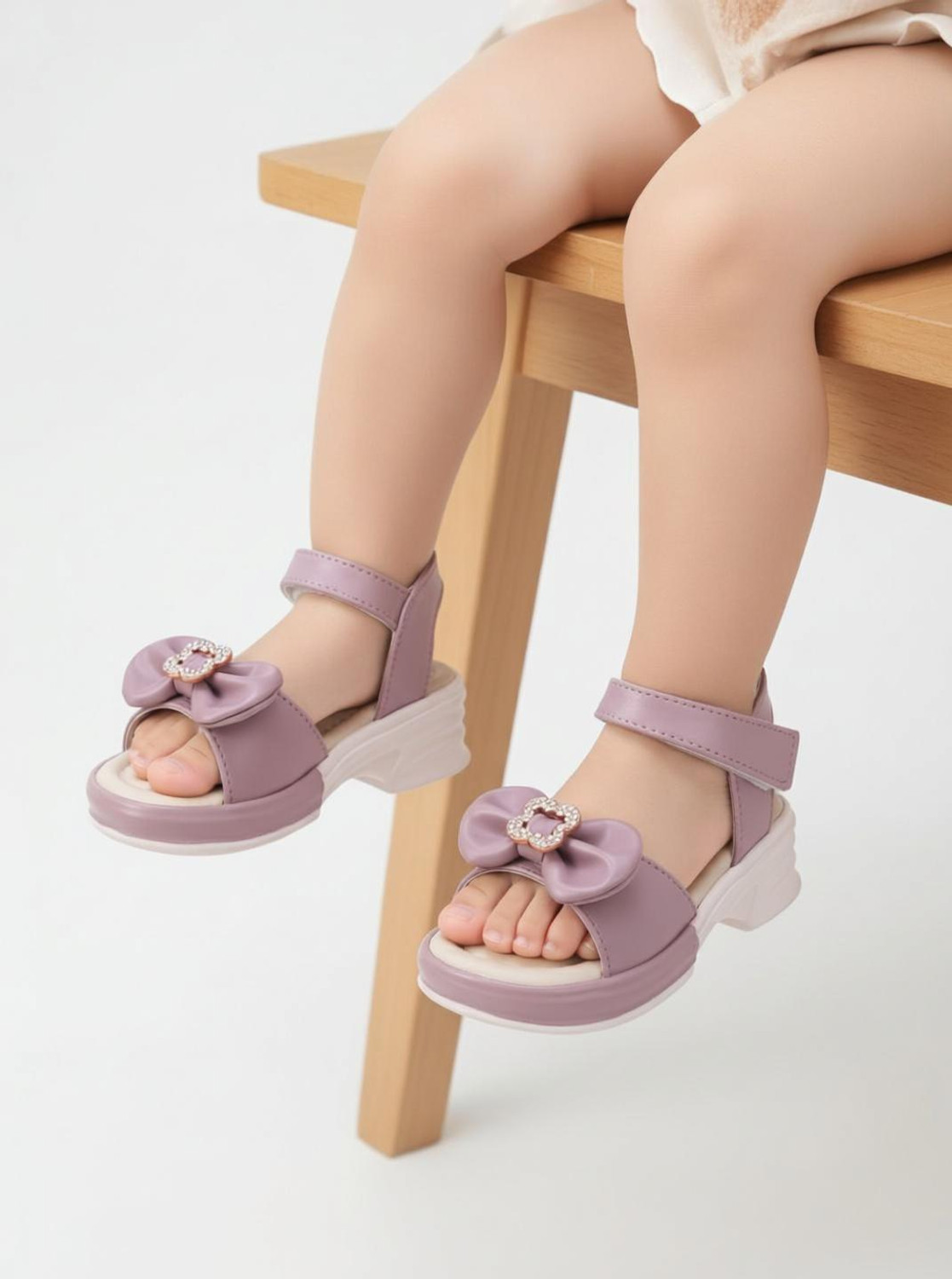 Image of Well Wear Velcro Strappy Sandals For Girls (Black , 7-8 Years)
