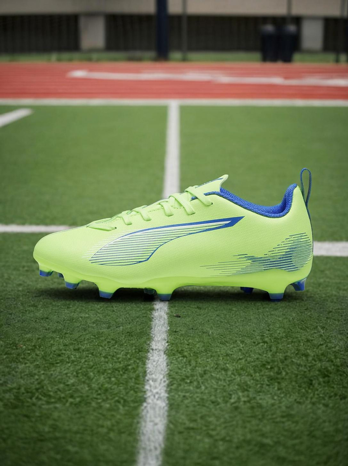 Image of PUMA ULTRA 5 PLAY FG /AG Youth Lace Football Shoes For Boys & Girls (Yellow, 9-10 Years)