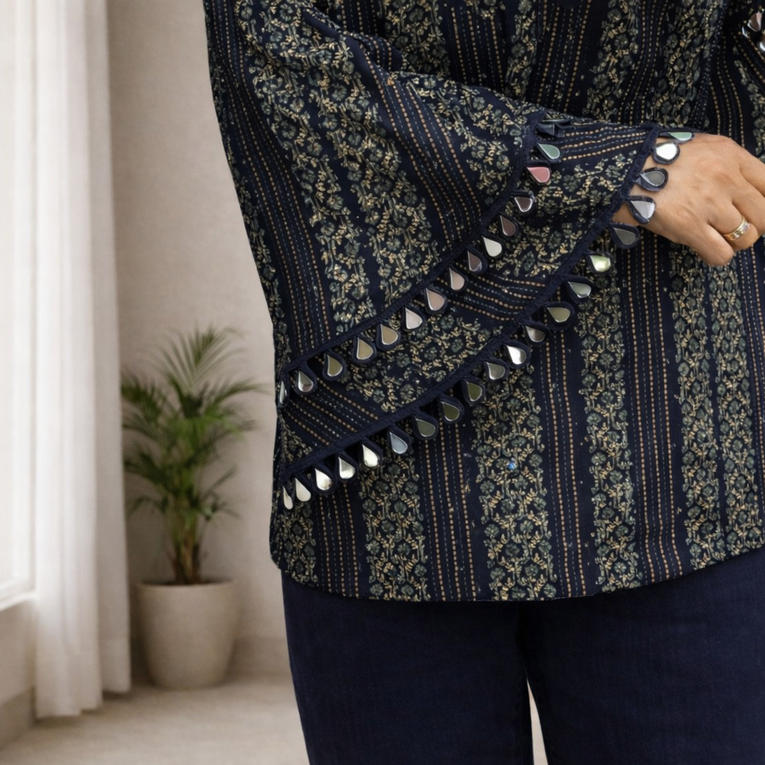 Image of Donne Tenaci Striped, Printed, Embellished Cotton Blend Straight Kurta for Women (Blue)