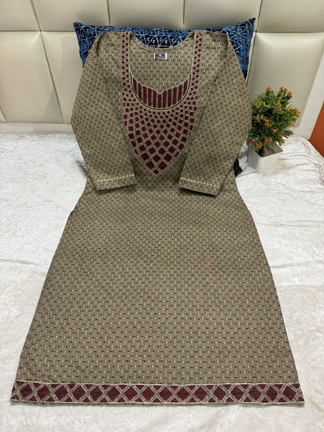 Image of Mahi textile Embroidered Cotton Blend Straight Kurta for Women (Brown)