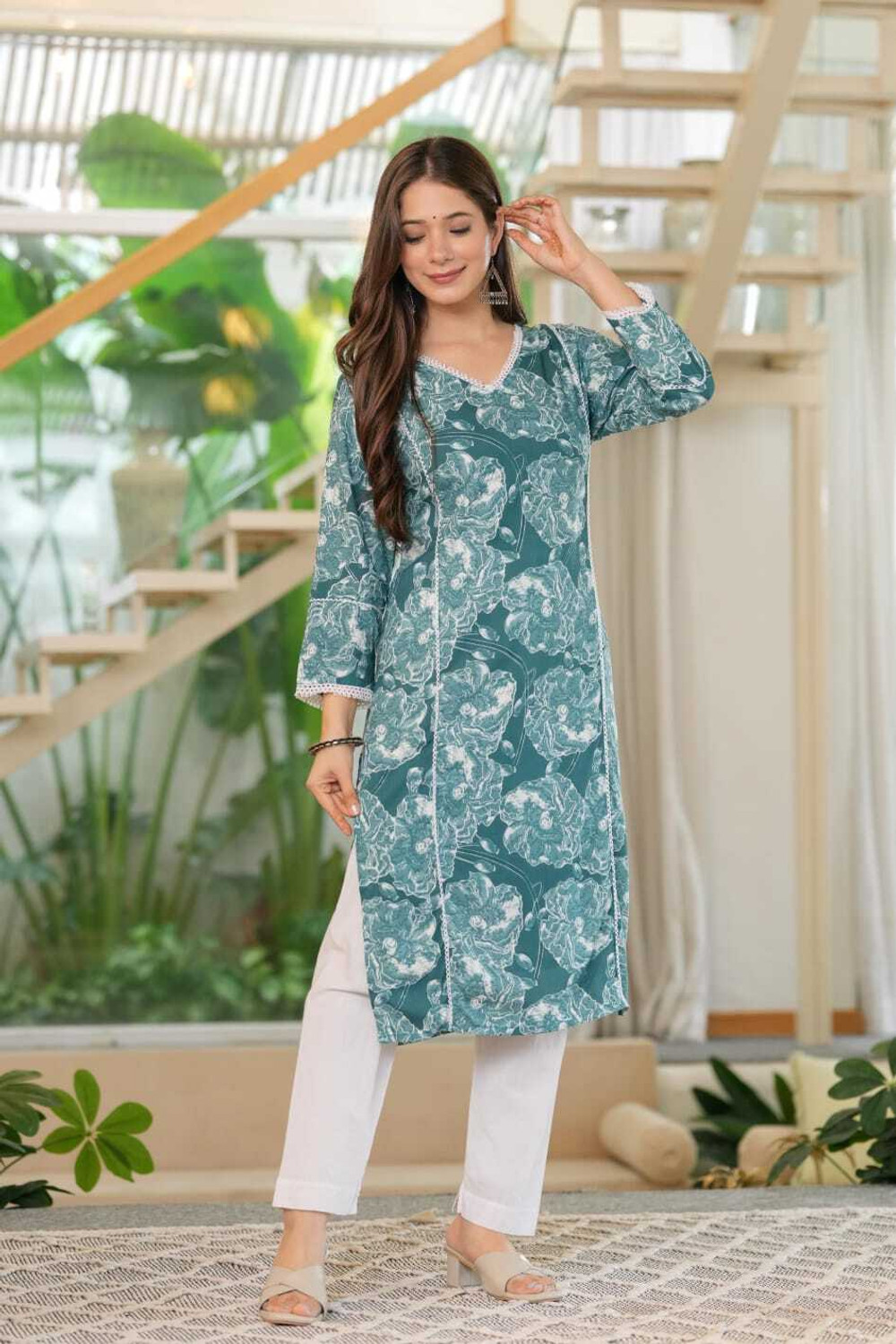 Image of InWeave Striped Pure Cotton Straight Kurta for Women (Blue)