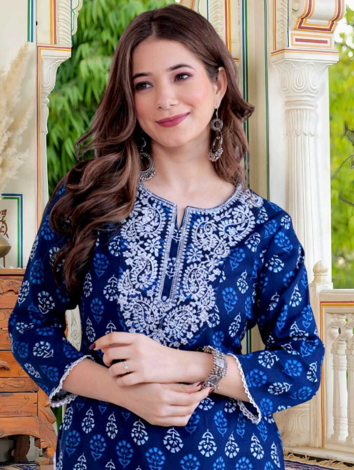 Wawlooks Women Floral Print Straight Kurta - Image 6