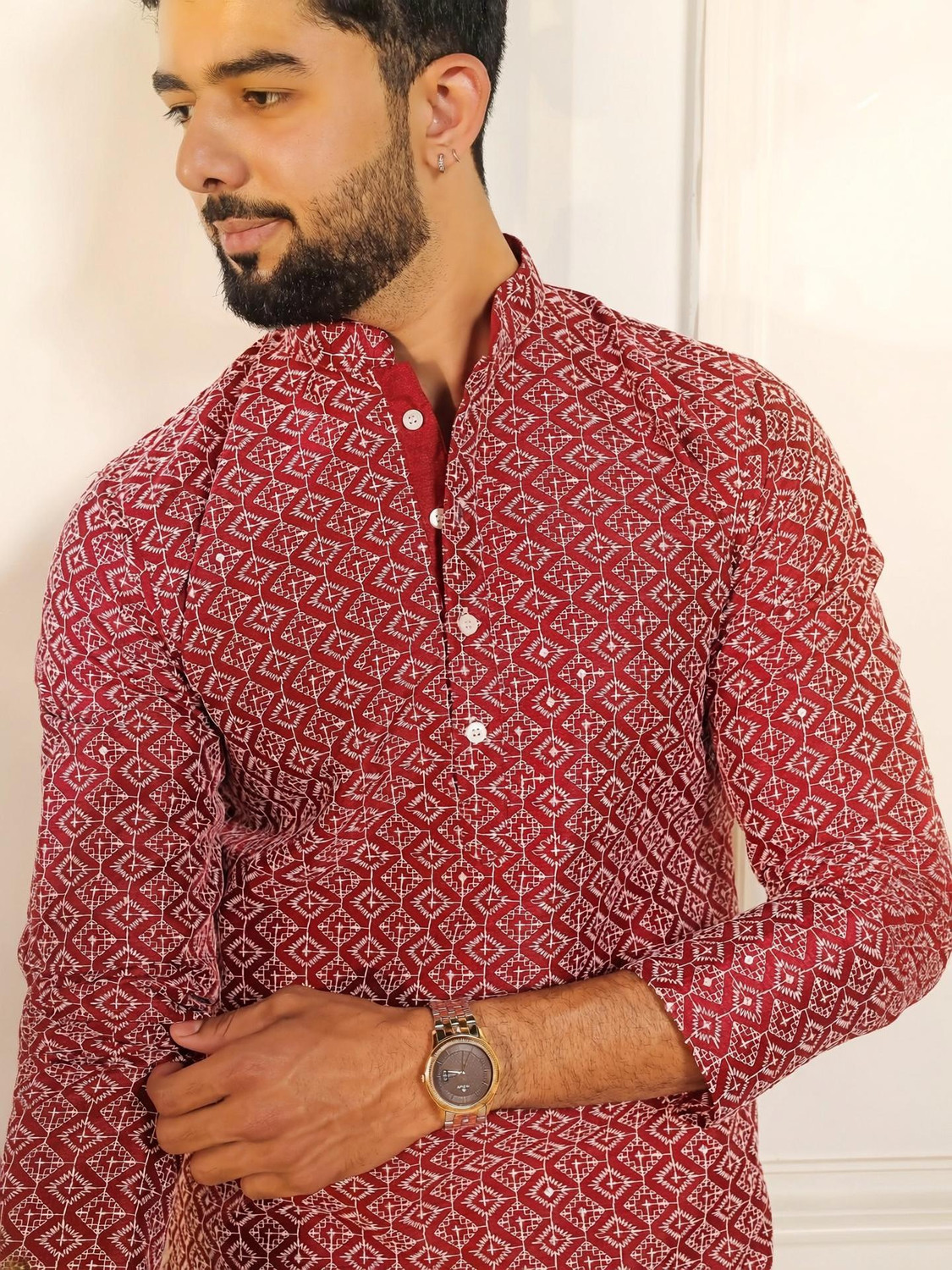 Koshin Men Embroidered Straight Kurta - Image 1