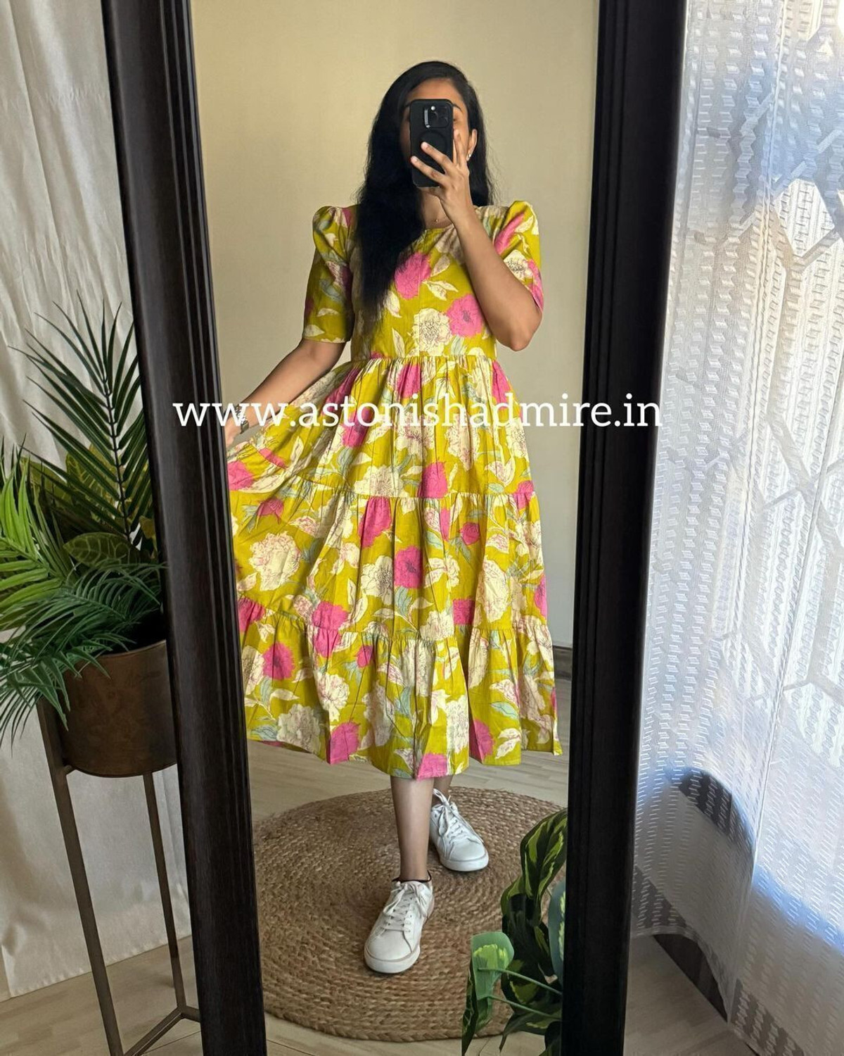 Image of MANRA CREATION Ikat Cotton Rayon Anarkali Kurta for Women (Green)