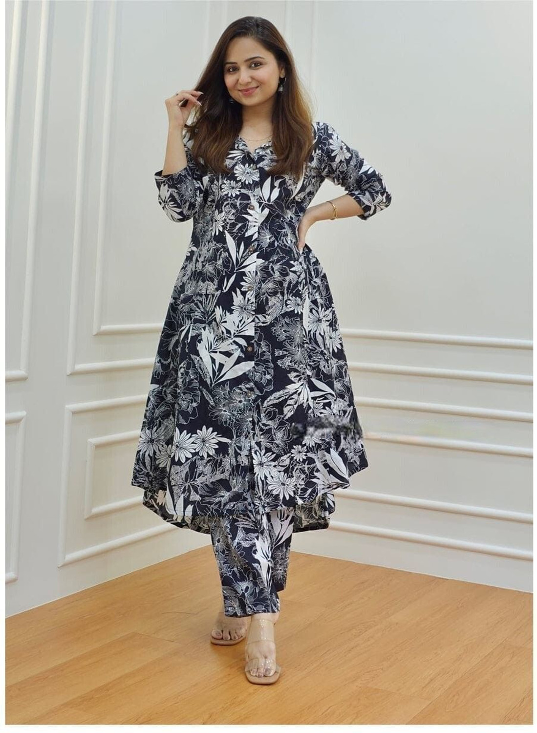 Image of Mialo fashion Floral Print Viscose Rayon Flared Kurta for Women (Red)