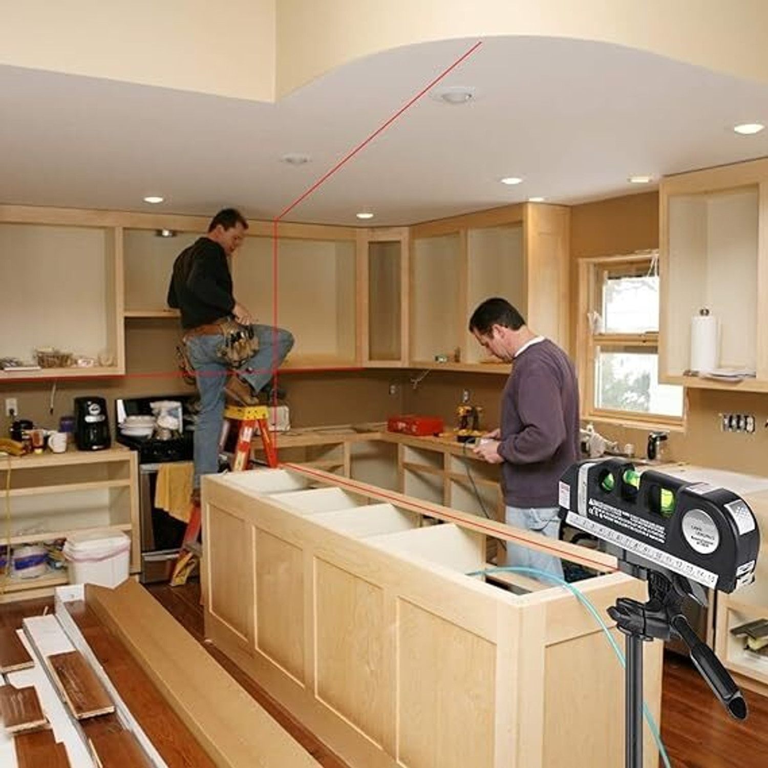 Image of MSNB INTERNATIONAL Laser Level Tool | Cross Line Laser for Accurate Home and Construction Projects Laser Level Tool | Standard Cross Line Laser Leveler | Accurate Measurements Non-magnetic Line Level (18.5 cm)