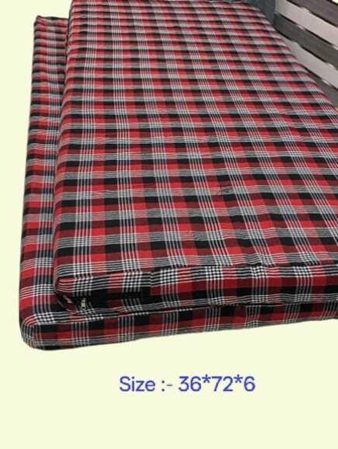 Image of FLORAHANDLOOM Double Size Zippered Cotton Breathable Mattress Cover (182 cm x 91 cm, Red)