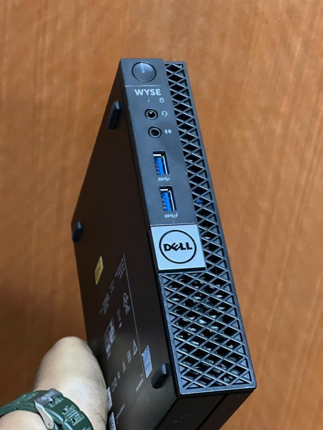 Image of DELL Renewed Latitude 7480 (Intel Core i5-7300U, 8GB, 256GB SSD, 14 inch) Windows 11 - Windows 11 Pro, Intel Quad ( Core i5-7th Generation) Processor Type 7500, 7800TE, 530 GB Graphics Card, 8 GB DDR-4 RAM | 2600 MHz, 256 GB SSD M.2. Mini PC (Black)