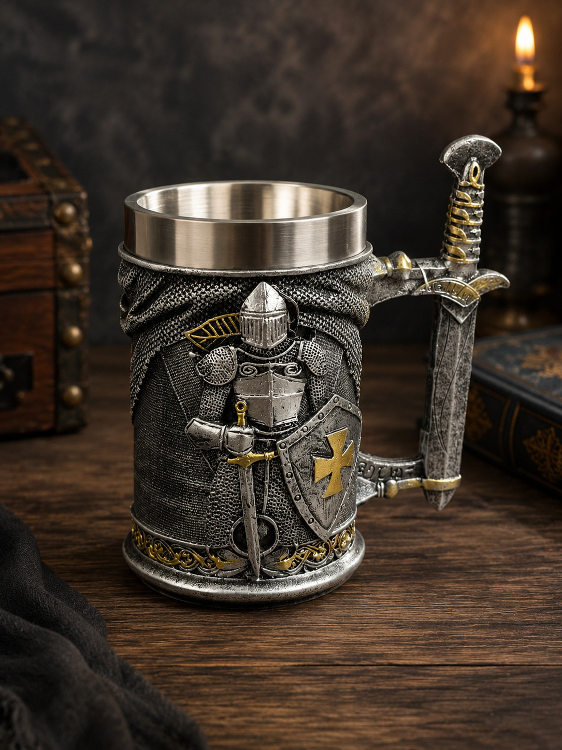 celestino Viking Knight Beer Mug 540ml - Image 1