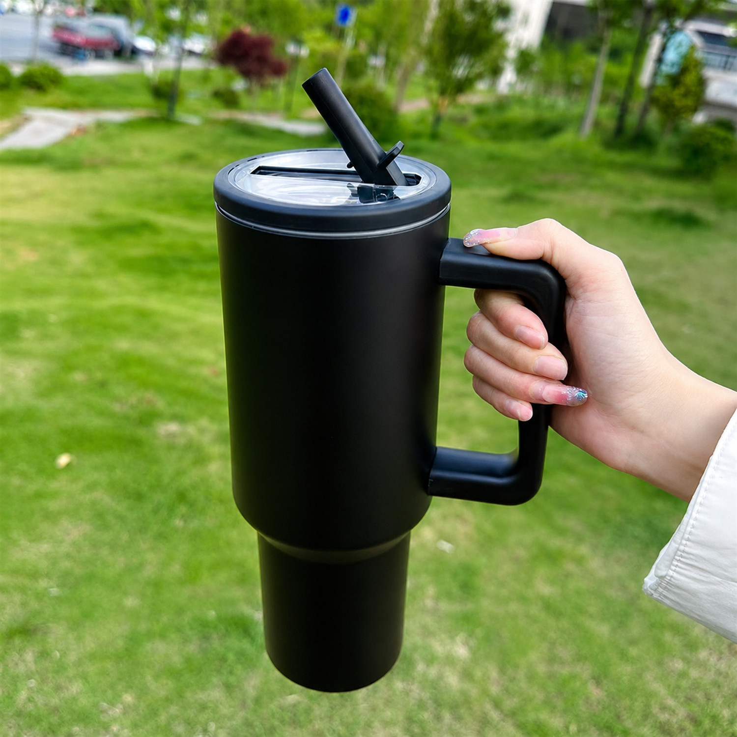Image of Future shop Stainless Steel Insulated Travel Tumbler with Handle, Straw & Leak-Resistant Lid Stainless Steel Tumbler (1200 ml)